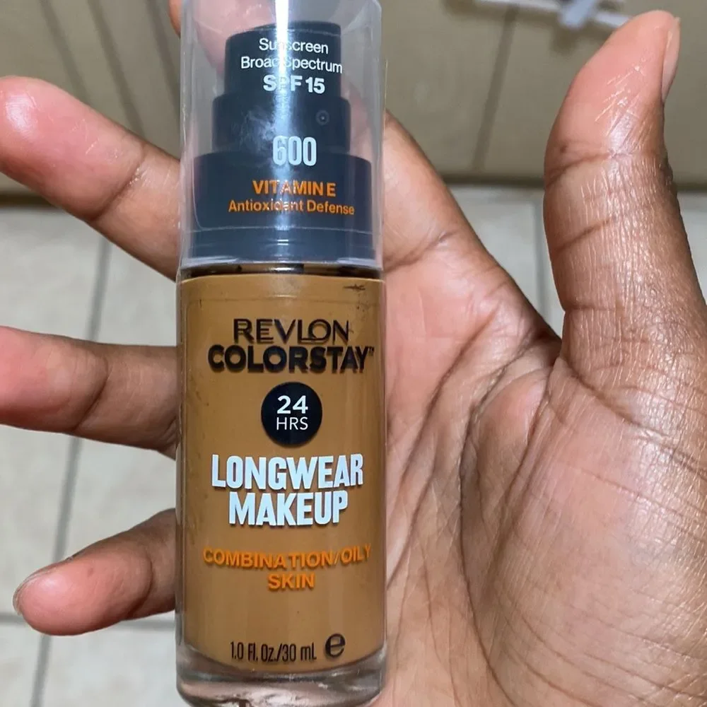 Color Stay makeup for normal/dry skin,Cinnamon SPF 20 600 vitamin E